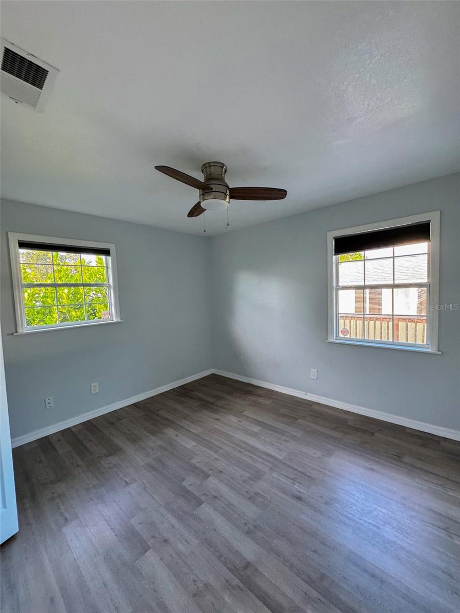 CRESTLINE - Residential