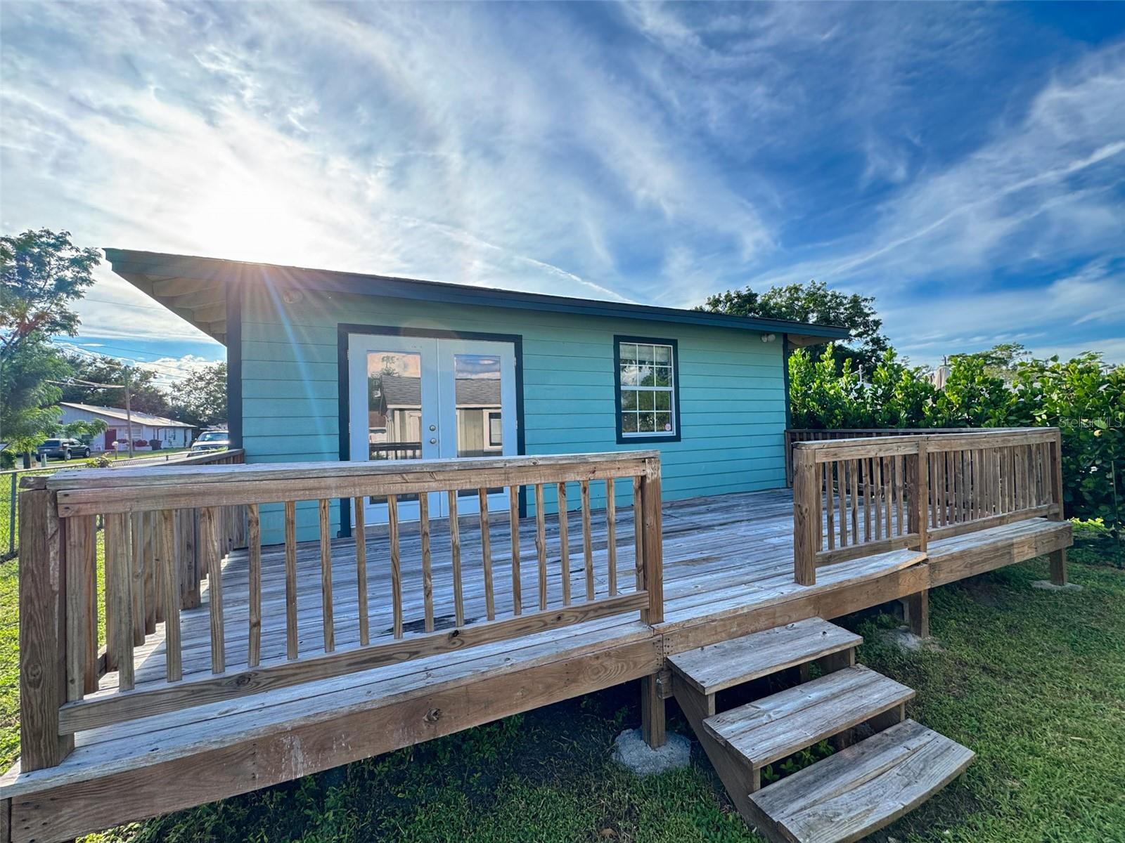 CRESTLINE - Residential