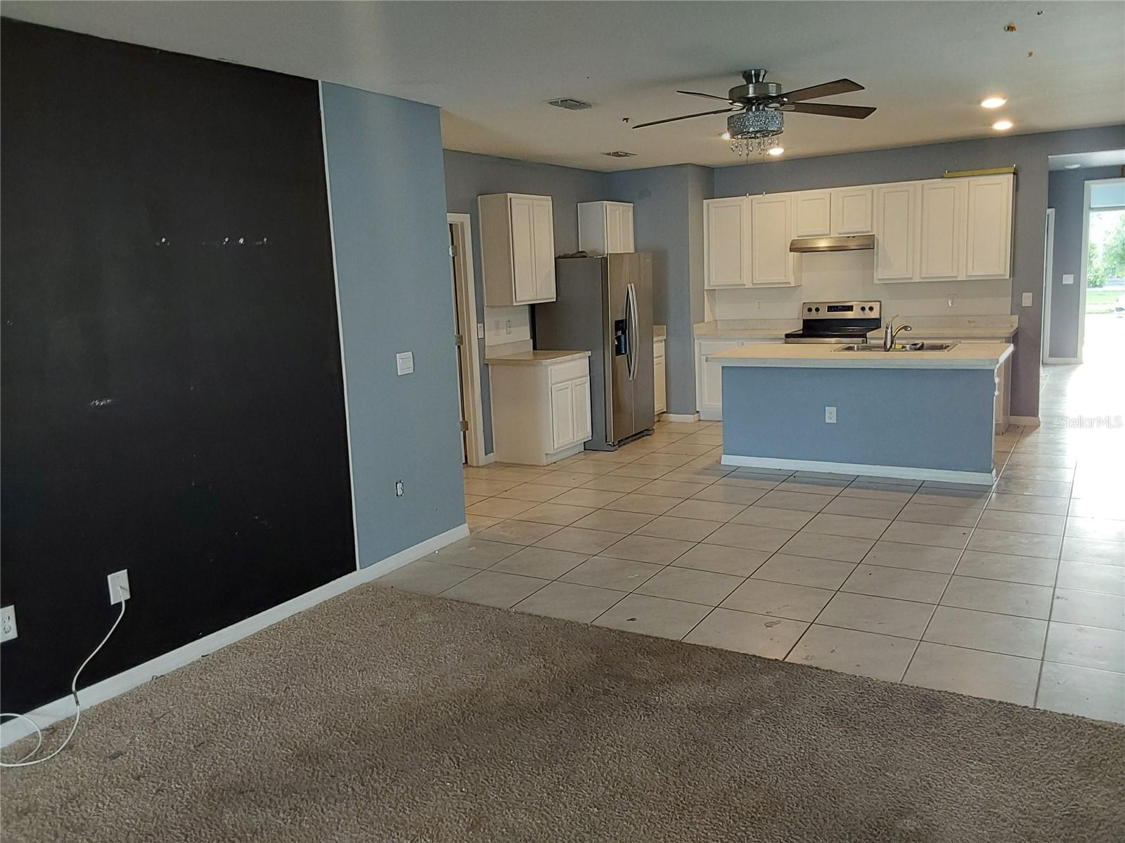 2842 COMMON CRANE COURT