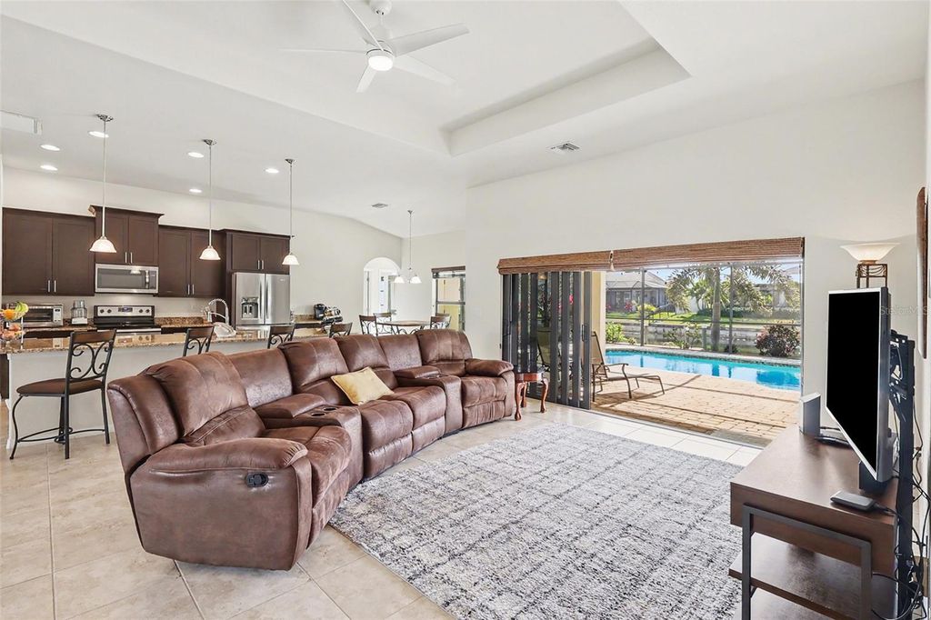 Photo of 1426 SW 12th Terrace, Cape Coral, FL 33991 (MLS # C7519078)