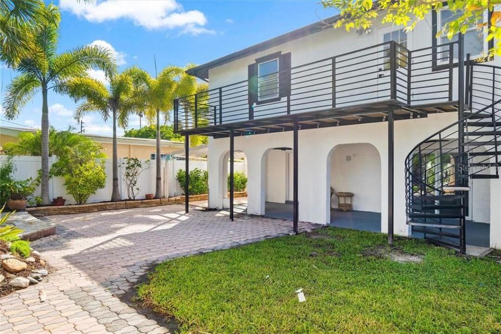 Photo of 307 161st Avenue, Redington Beach, FL 33708 (MLS # O6398521)