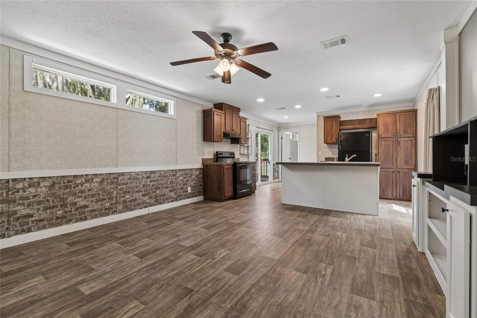 TROPICAL ACRES SOUTH UNIT 4 - Residential