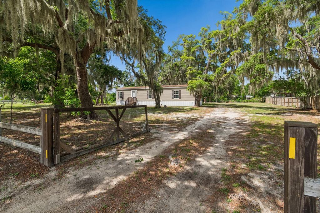 Photo of 12512 Spottswood Dr, Riverview, FL 33579 (MLS # TB8512720)
