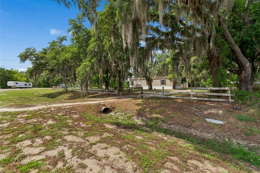 Photo of 12512 Spottswood Dr, Riverview, FL 33579 (MLS # TB8512720)