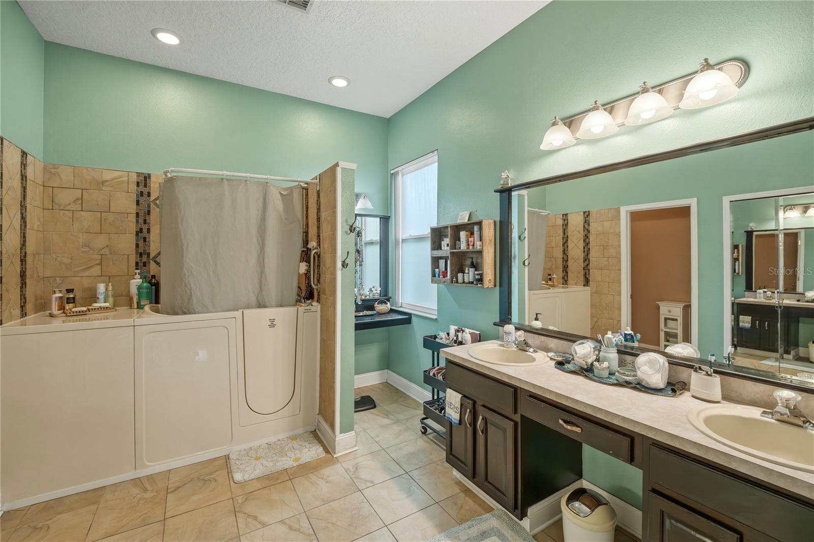 GLENEAGLES - Residential