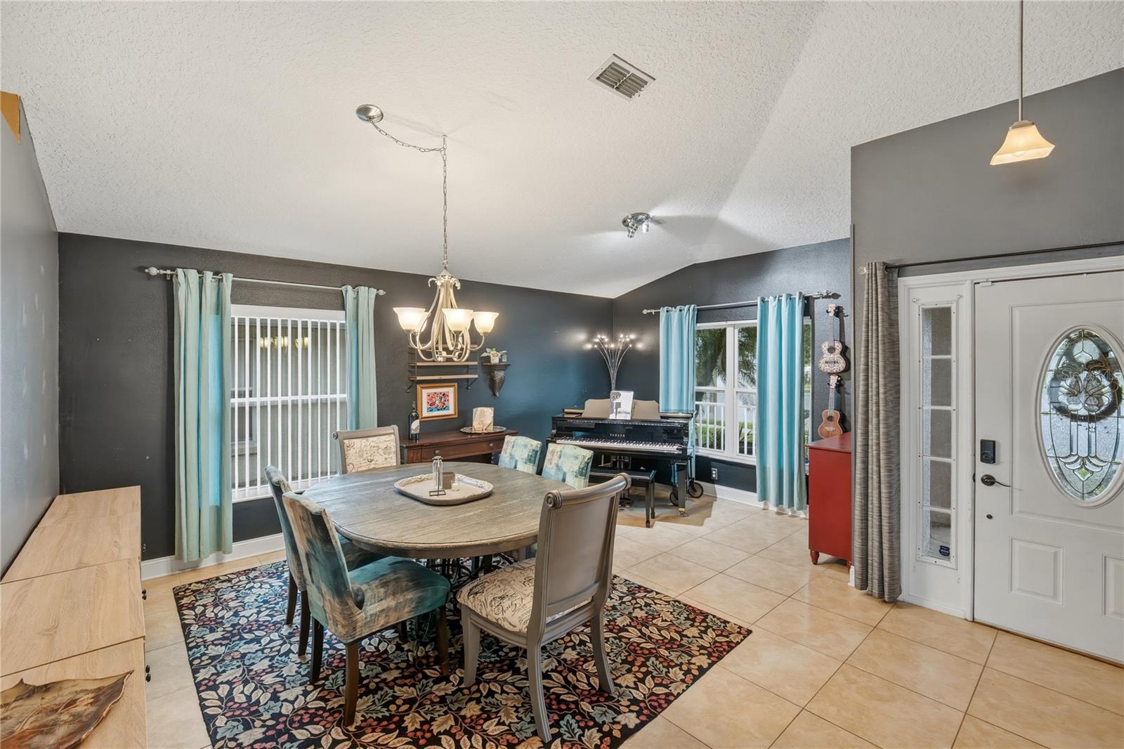 GLENEAGLES - Residential