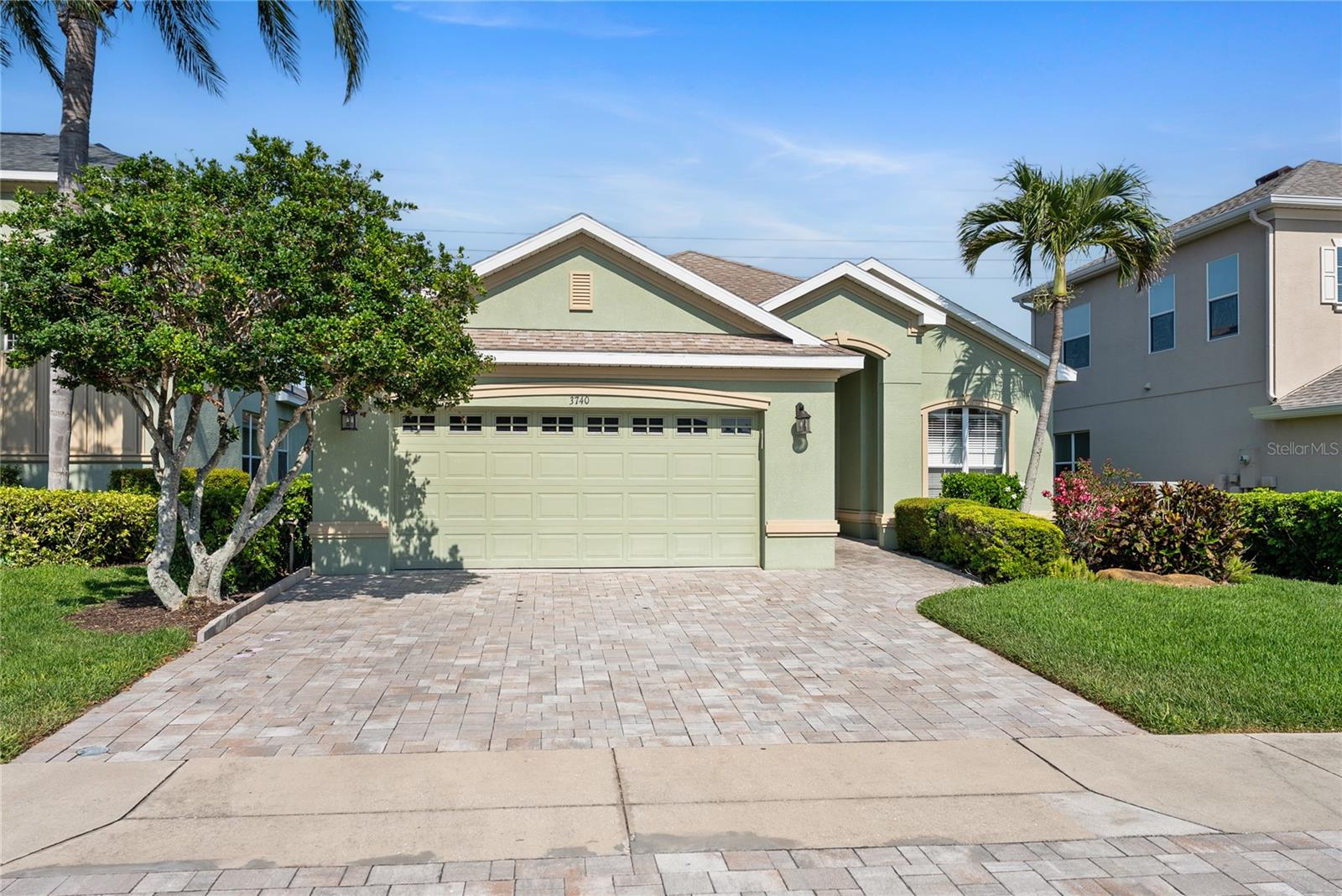 Welcome to this beautiful mostly turn-key maintained 3-bedroom, 2-bath home plus a den and a 2-car garage in the highly sought-after community of Palma Sola Trace. From the moment you step inside, you’ll appreciate the soaring ceilings, elegant porcelain tile floors, and wide-open layout that creates a warm and inviting atmosphere. The spacious den at the front of the home features custom built-ins, perfect for a home office or reading room. The layout also includes a formal dining area, a cozy eat-in kitchen, and a generous living room complete with a Bose surround sound system for the ultimate entertainment experience.
The split bedroom floor plan offers added privacy, with a large and serene master suite that will not disappoint. Step outside to your enclosed back patio, ideal for entertaining guests or enjoying a quiet Florida evening in the oversized screened lanai. One of the standout features of this home is the fully paid-off solar panel system, which dramatically reduces your monthly utility bills—providing long-term energy savings.
You’ll love the lifestyle that comes with this value-packed property: ample living space, a fantastic location, access to a beautiful community pool, and low-maintenance living with an extremely low HOA fee. Plus, you're just minutes from world-class beaches, shopping, dining, and a variety of outdoor activities. This home truly checks all the boxes!