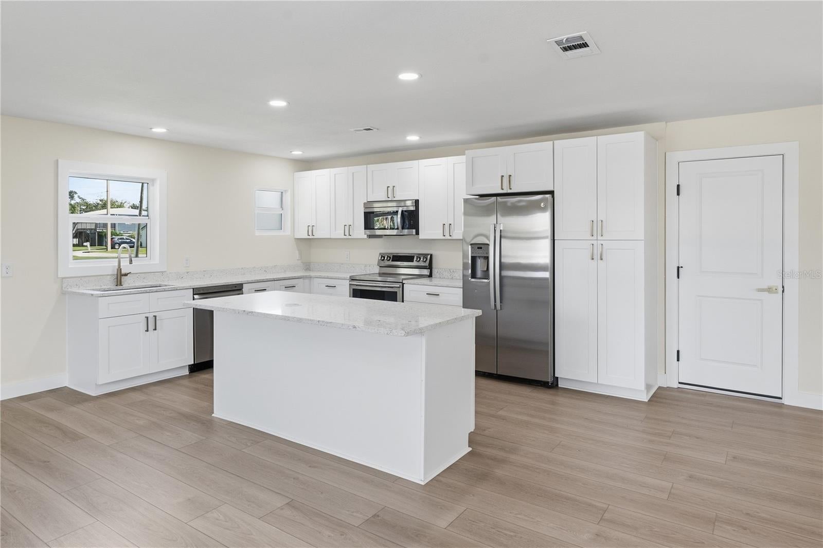 7507 MAKO DRIVE