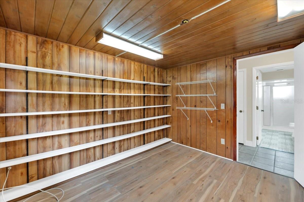 BLUFFS CHRISTINA 01 - Residential Lease