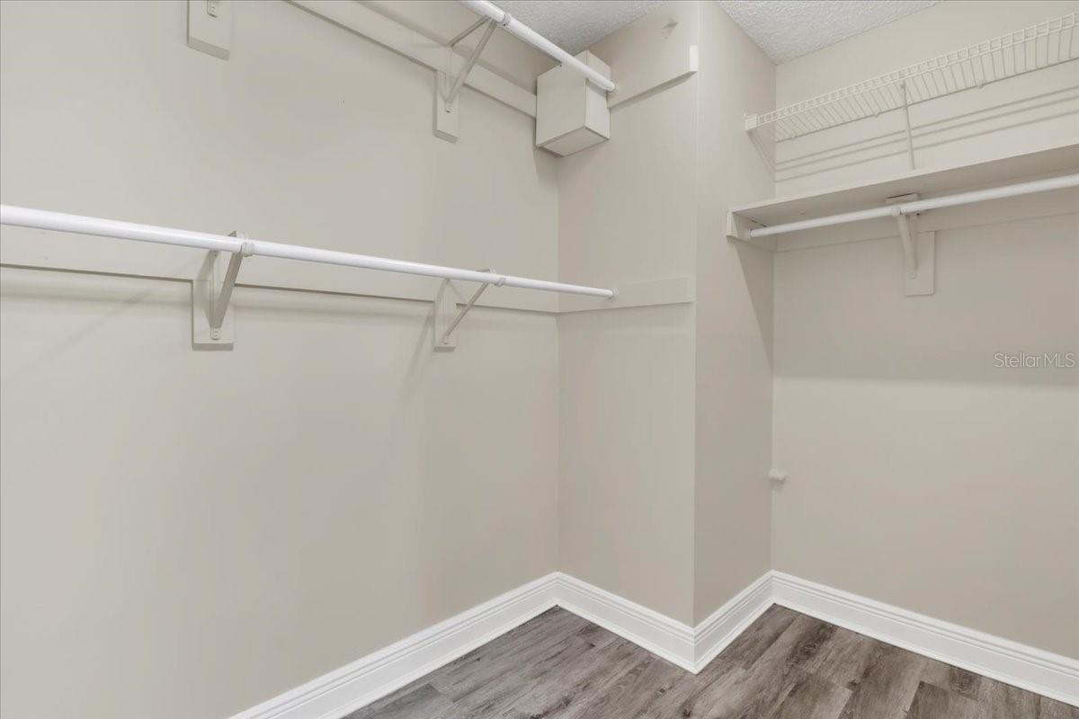 BLUFFS CHRISTINA 01 - Residential Lease