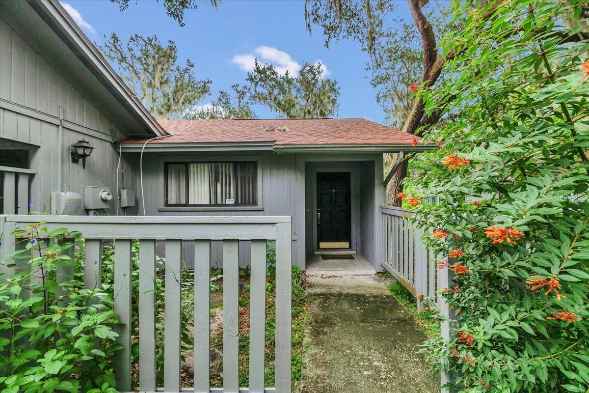 BLUFFS CHRISTINA 01 - Residential Lease