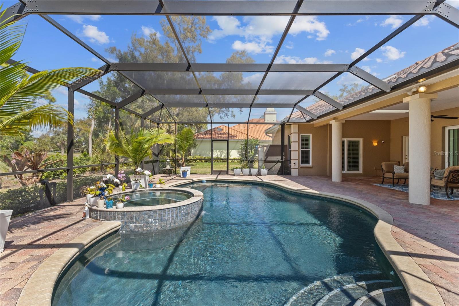 PRESTANCIA - Residential