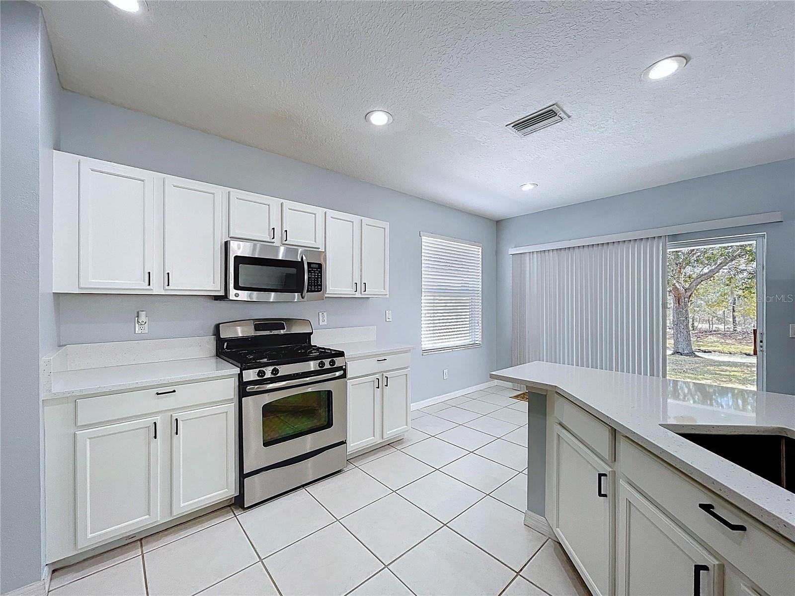 HERNANDO OAKS PH 2 - Residential