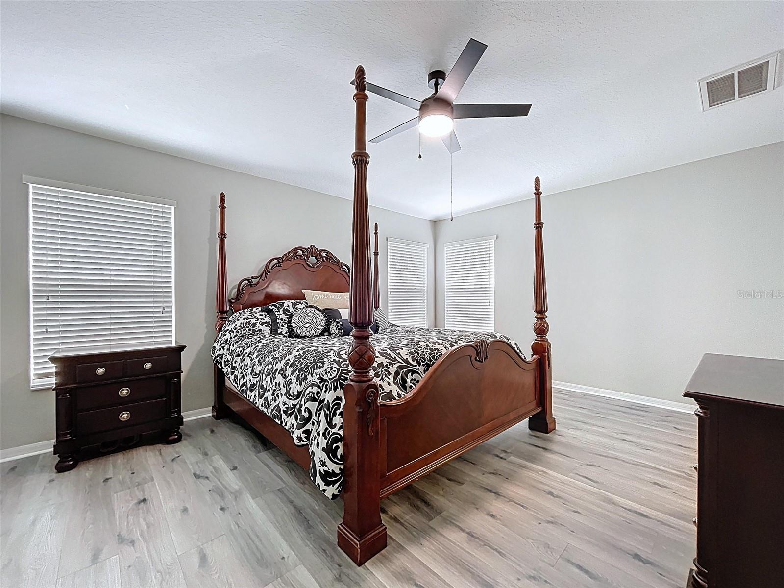 HERNANDO OAKS PH 2 - Residential