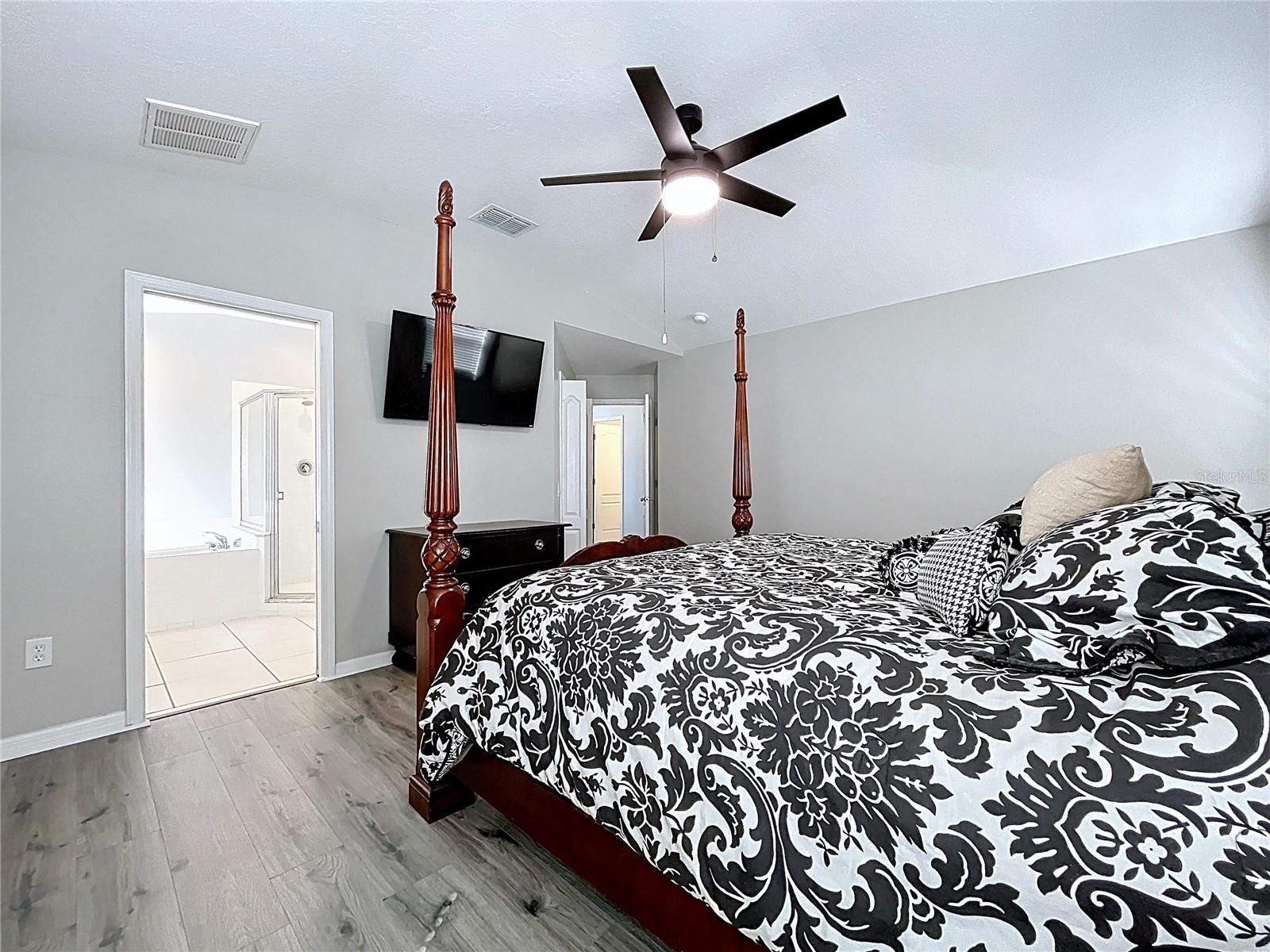 HERNANDO OAKS PH 2 - Residential