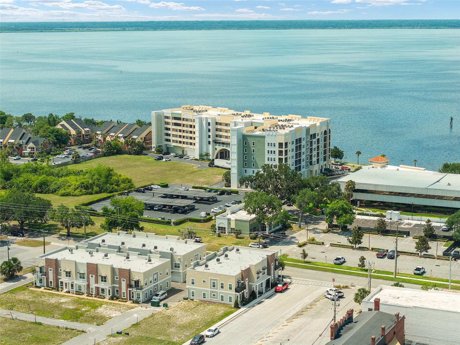 FULTON PARK - Residential