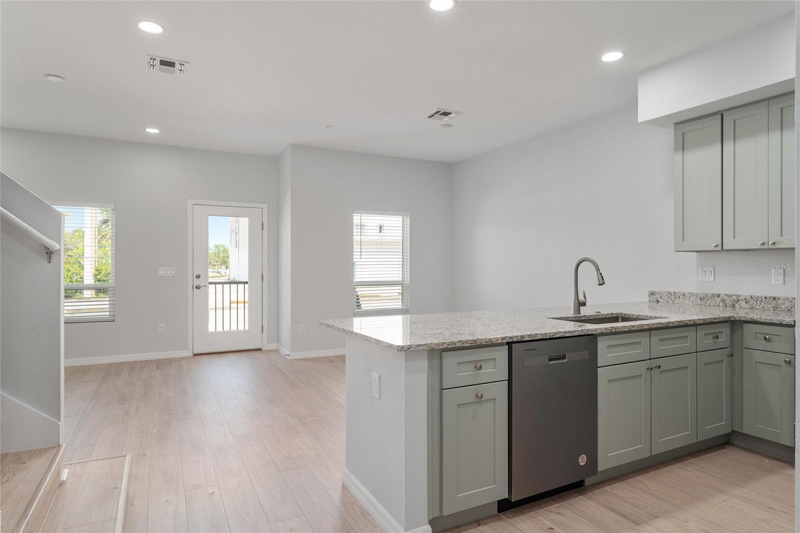 FULTON PARK - Residential