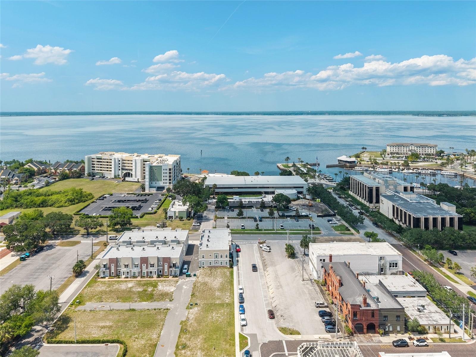 FULTON PARK - Residential