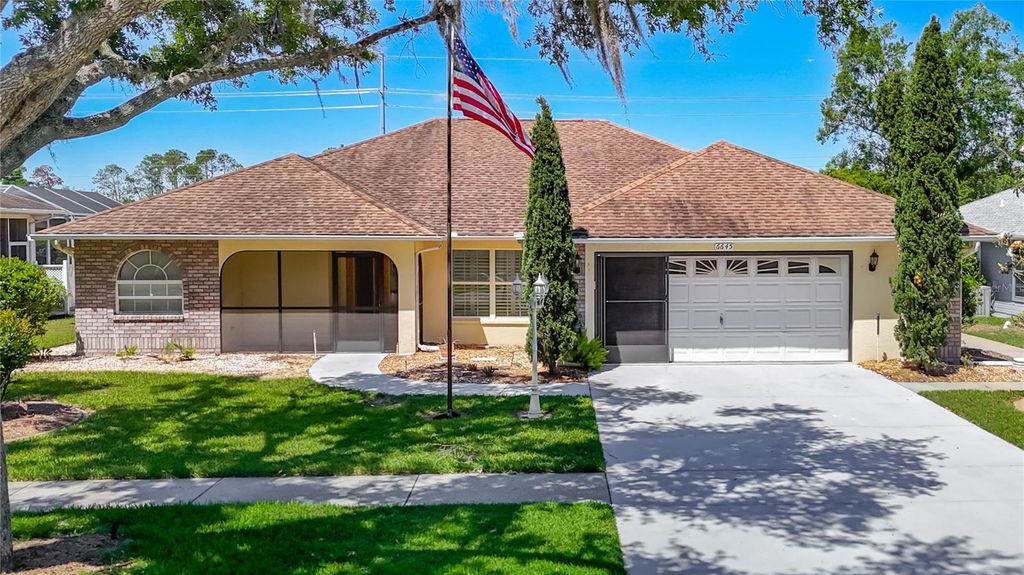 Photo of 6645 Northlake Drive, Zephyrhills, FL 33542 (MLS # TB8496605)