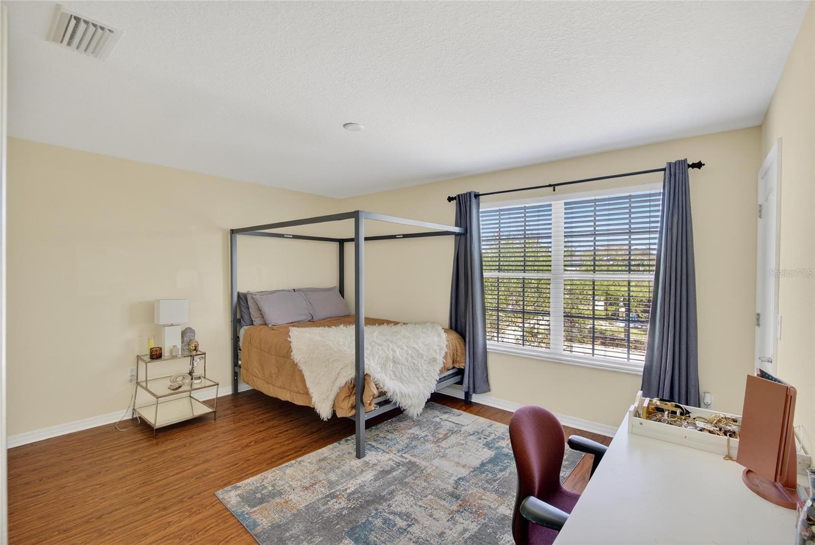 SOUTH FORK - Residential