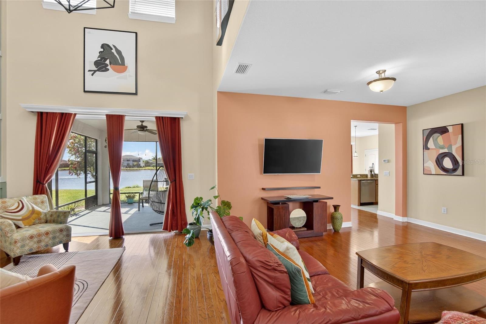 SOUTH FORK - Residential