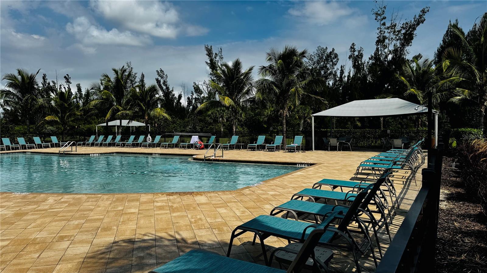 WATERFORD ESTATES - Residential Lease