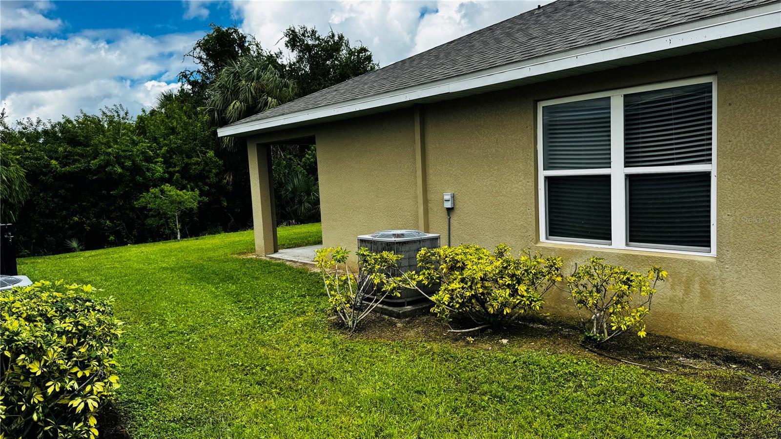 WATERFORD ESTATES - Residential Lease