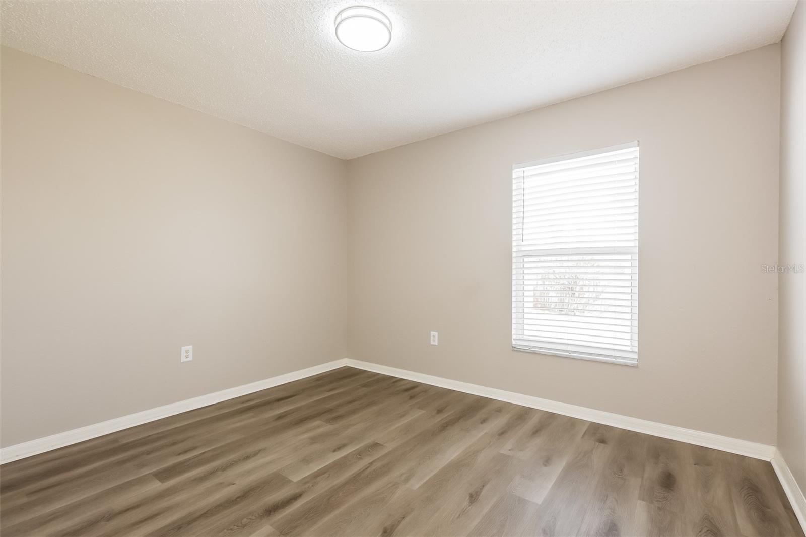 DEVONSHIRE MANOR - Residential