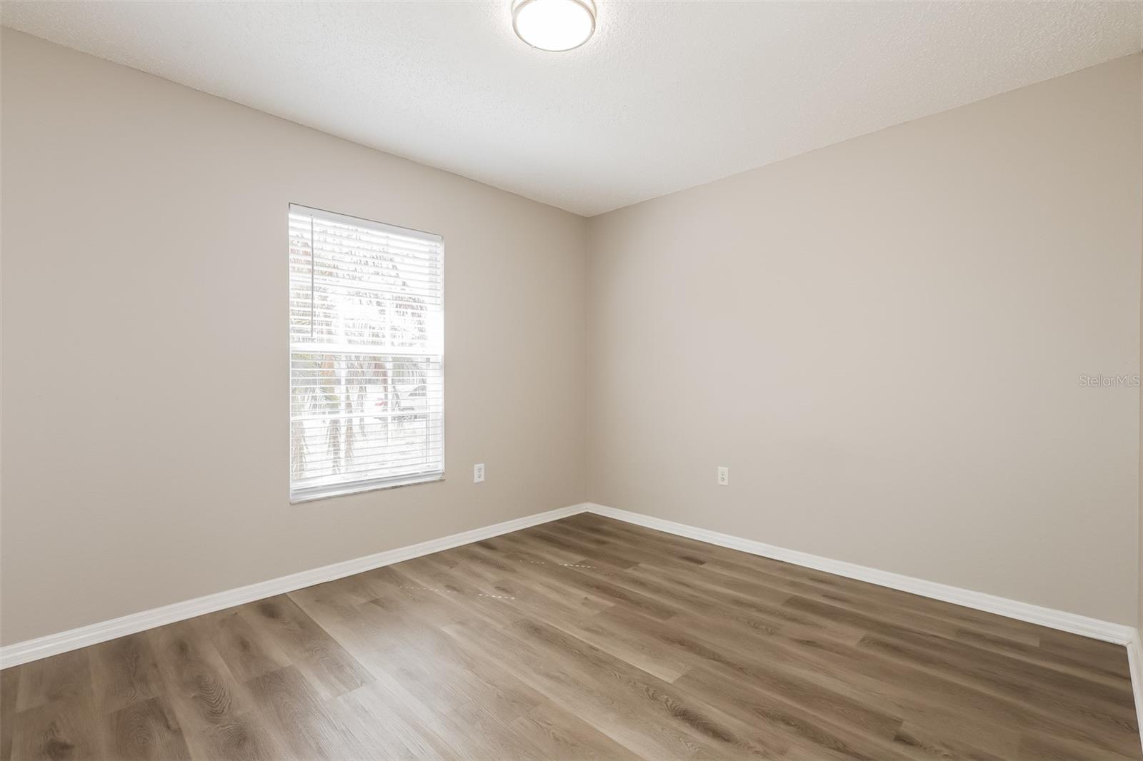 DEVONSHIRE MANOR - Residential