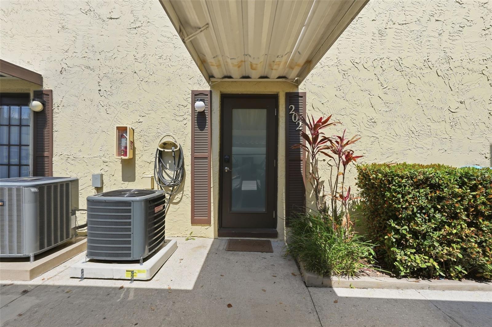 MAGNOLIA SQUARE CONDO INC - Residential