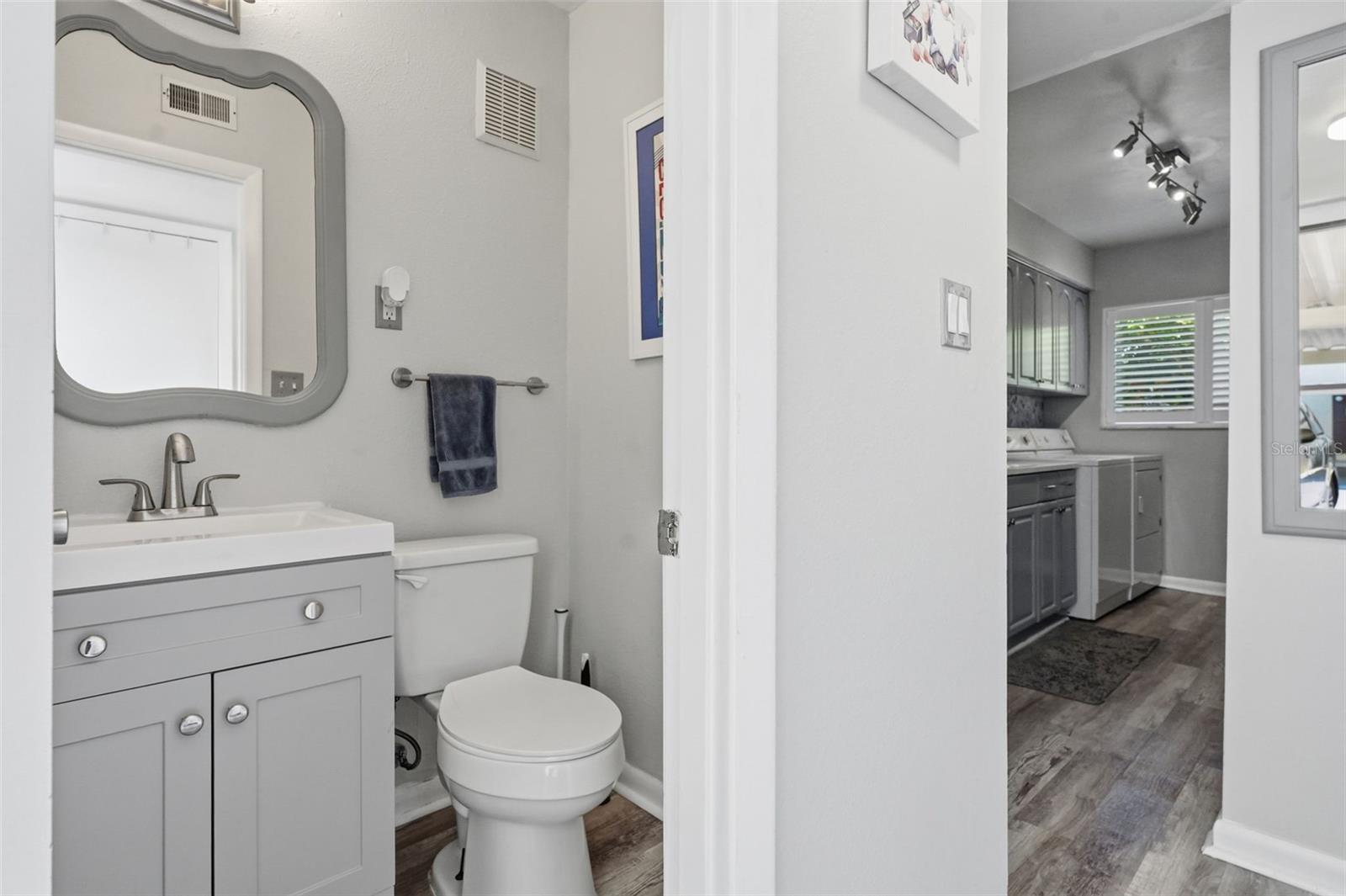 MAGNOLIA SQUARE CONDO INC - Residential