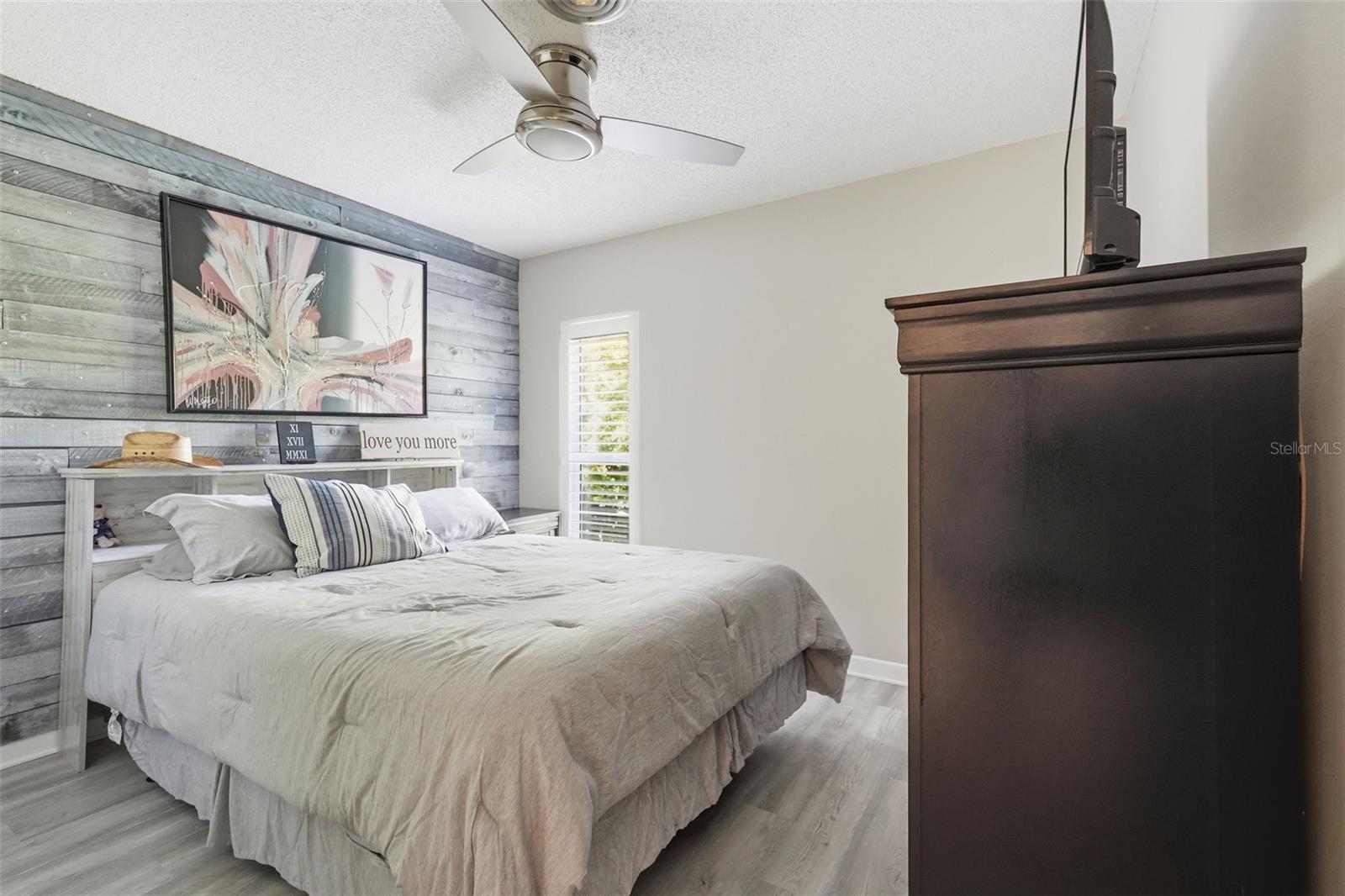 MAGNOLIA SQUARE CONDO INC - Residential