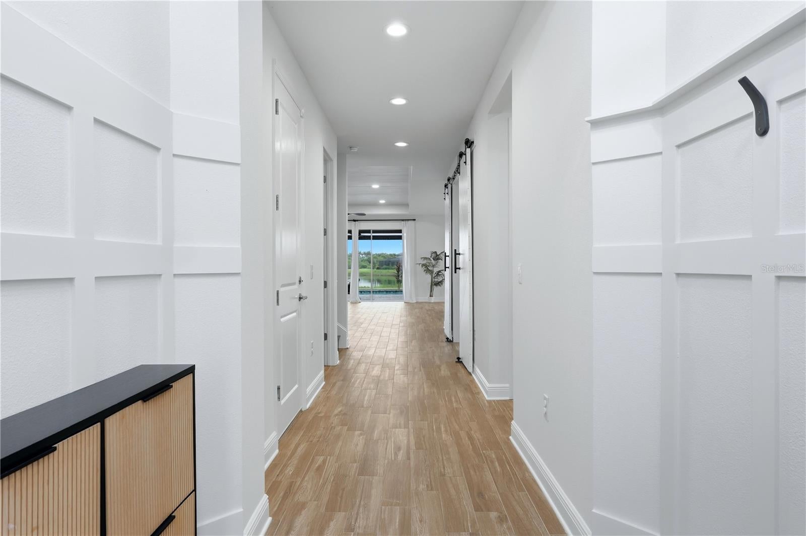 5542 NATIVE HENNA COURT