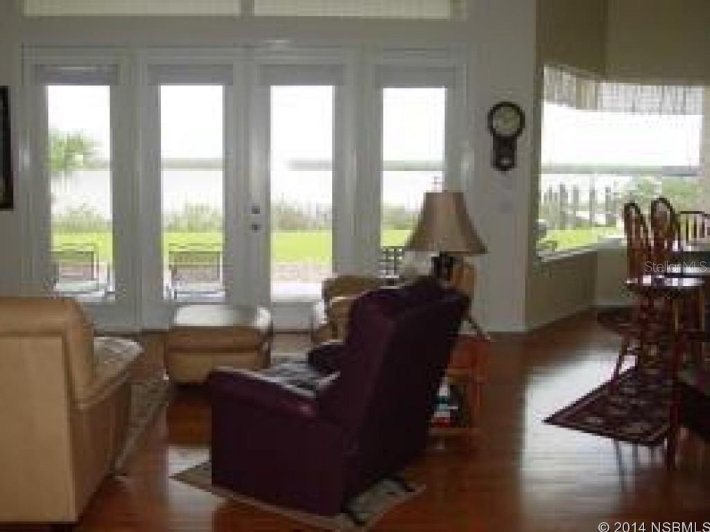 South Riverside Place - Residential