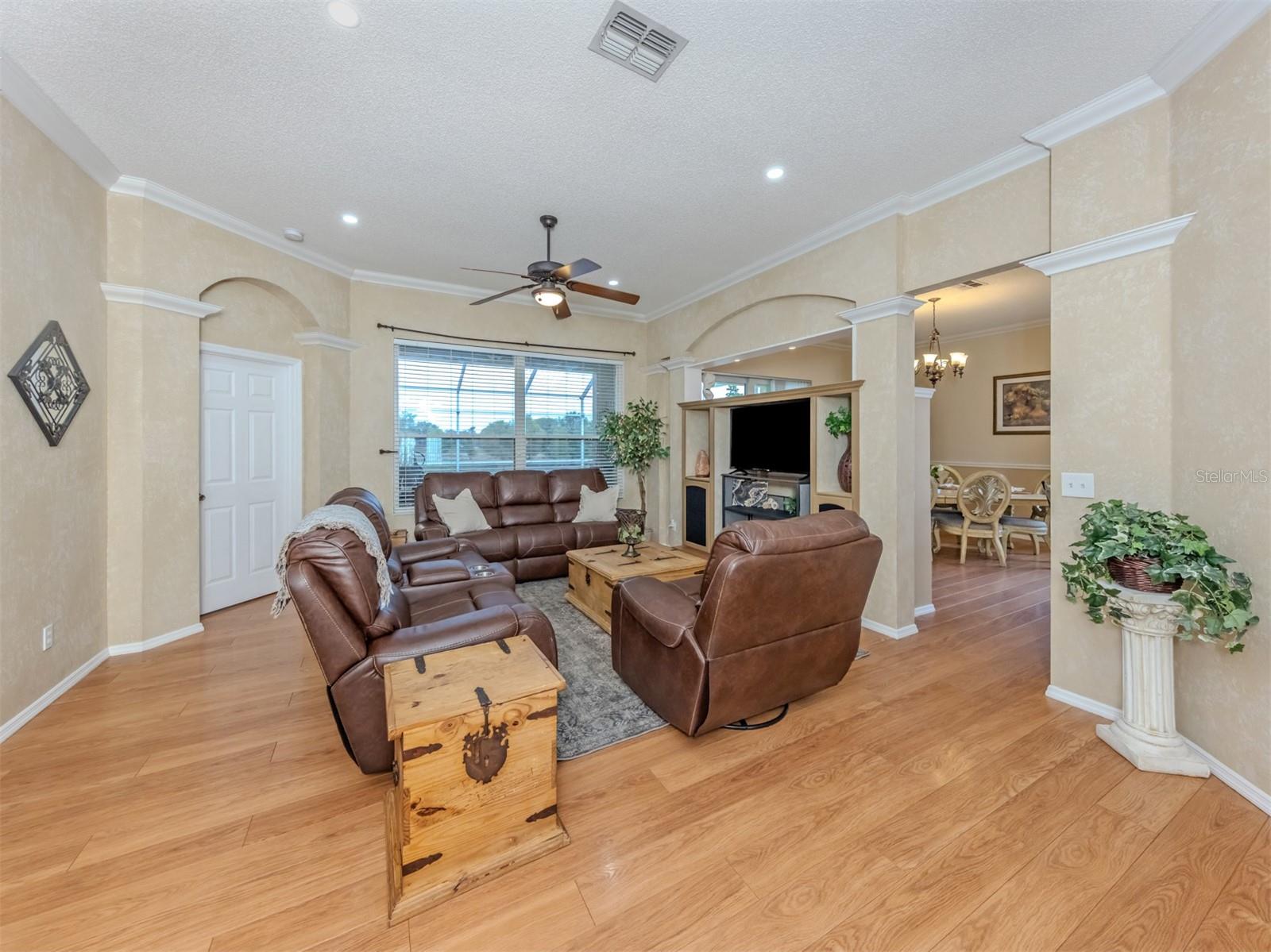 4322 MANFIELD DRIVE