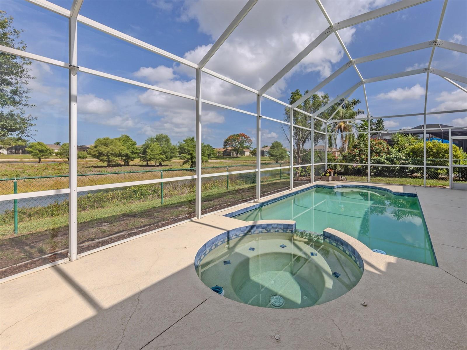WOODMERE LAKES - Residential