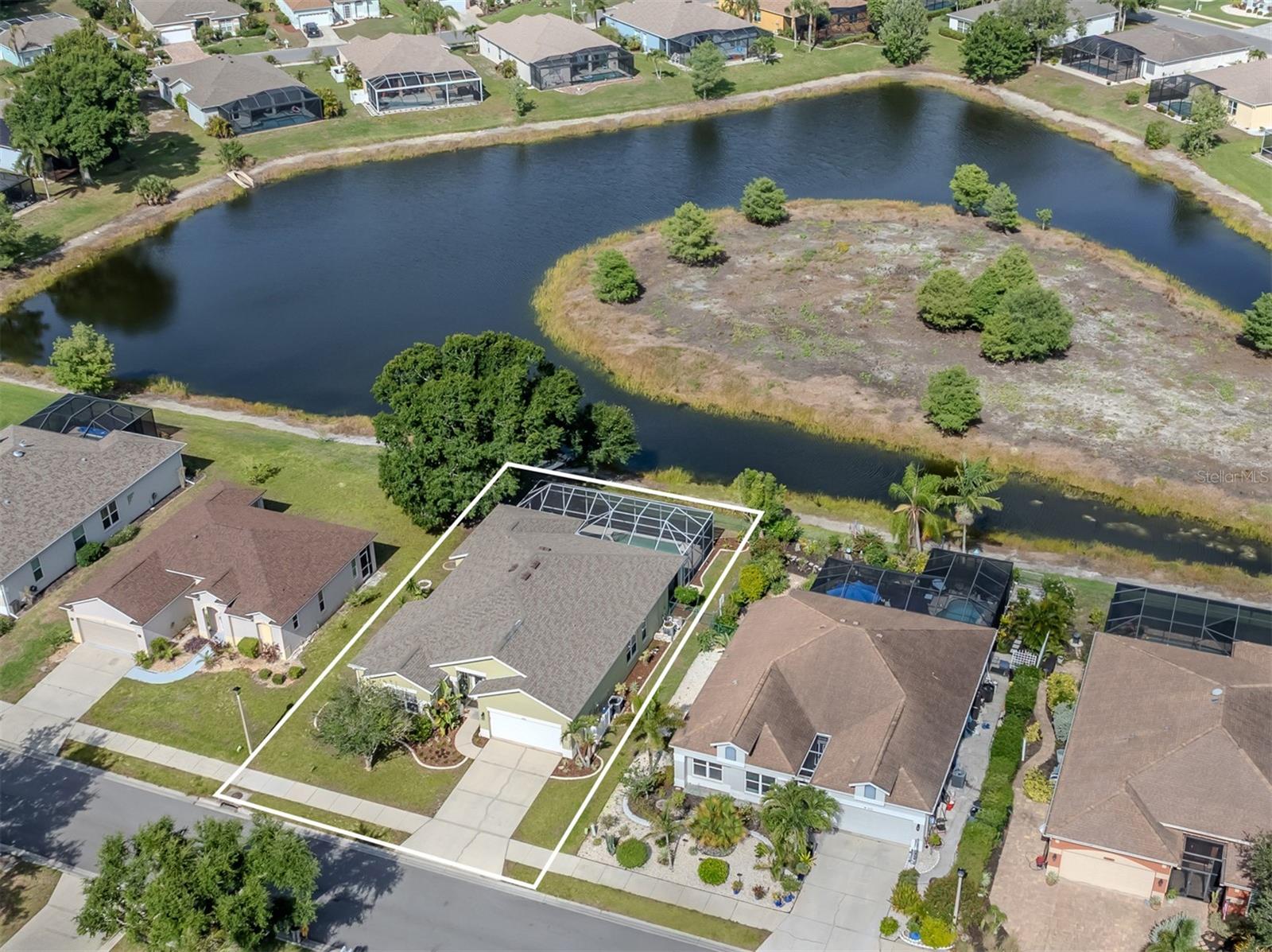WOODMERE LAKES - Residential