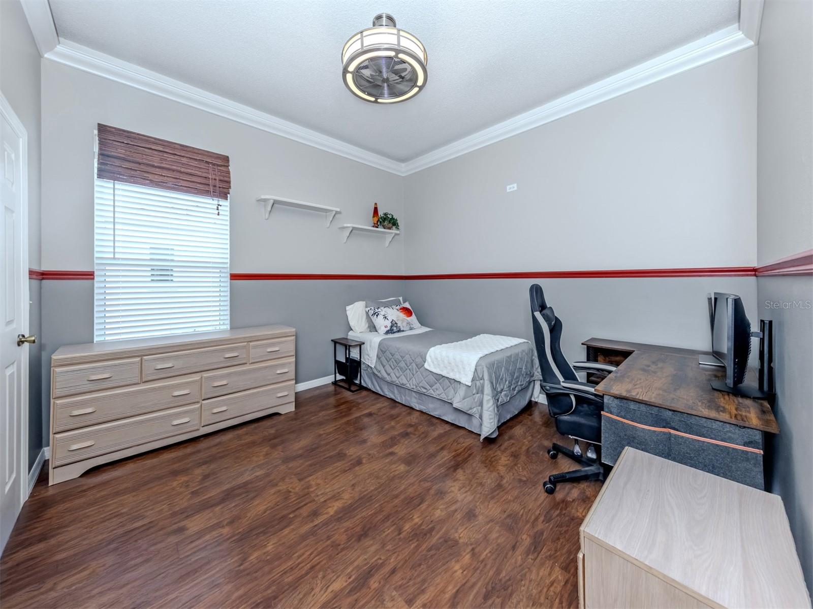 WOODMERE LAKES - Residential