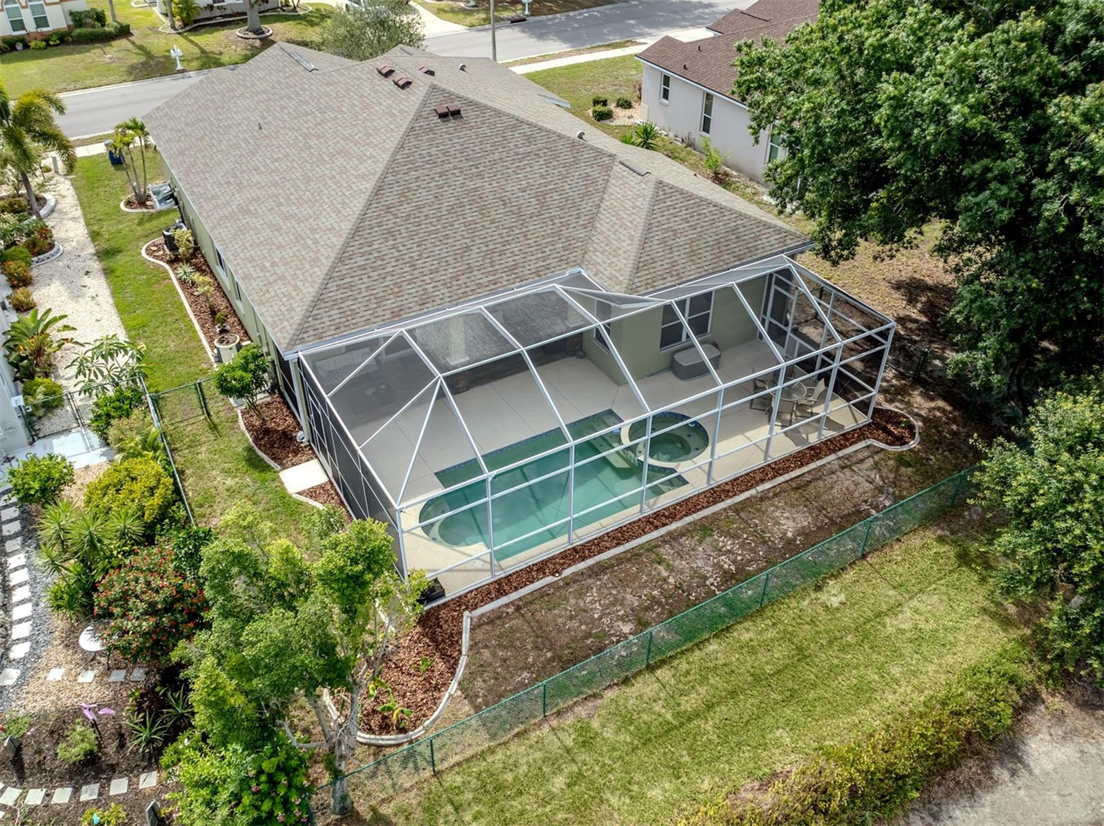 WOODMERE LAKES - Residential