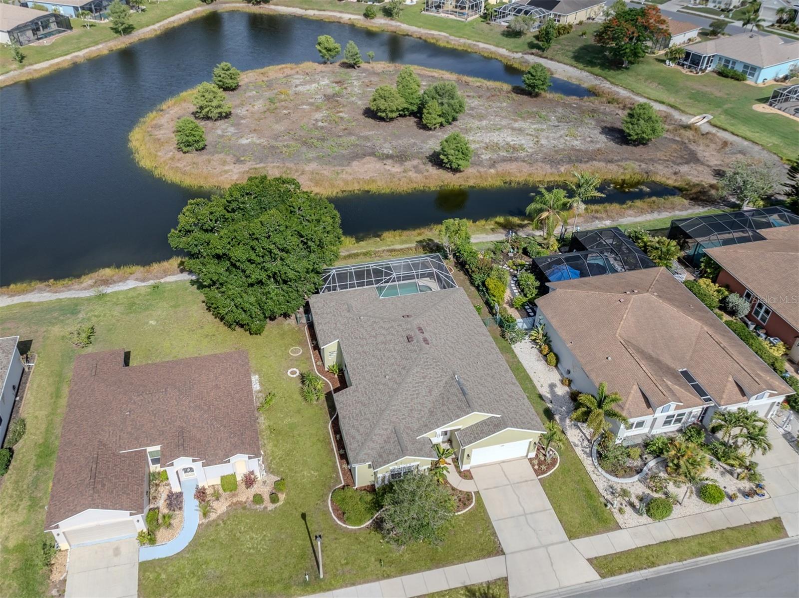 WOODMERE LAKES - Residential