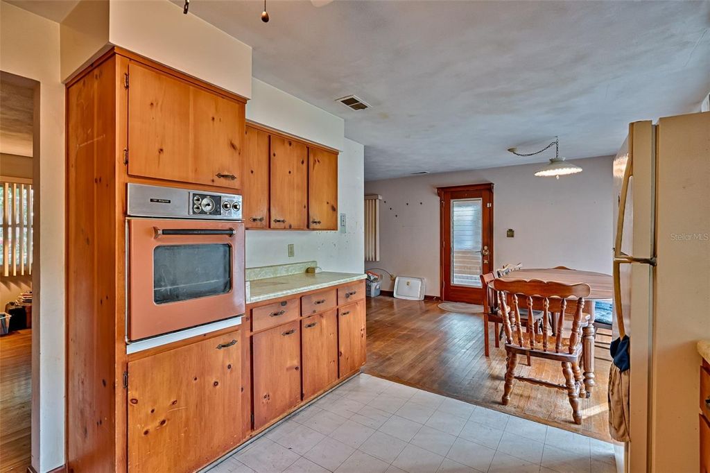 Photo of 1919 NW 4th Avenue, Gainesville, FL 32603 (MLS # GC538248)