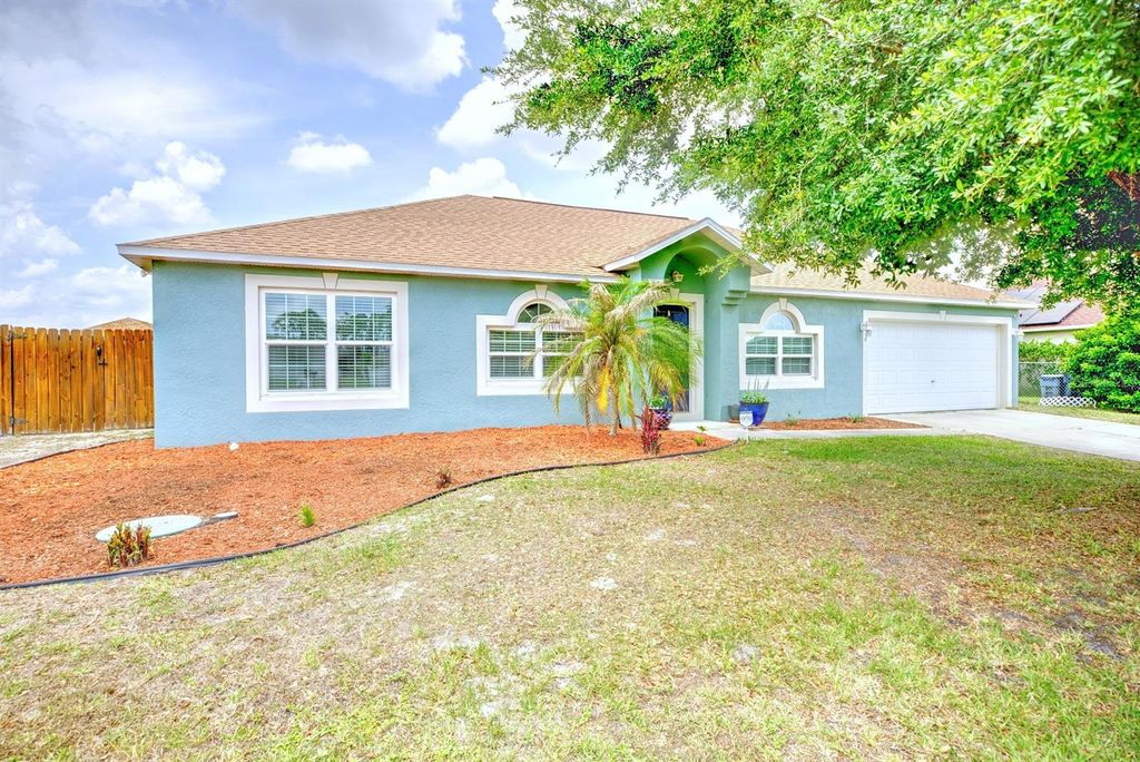 Photo of 4710 Tarrega Street, Sebring, FL 33872 (MLS # L4961844)