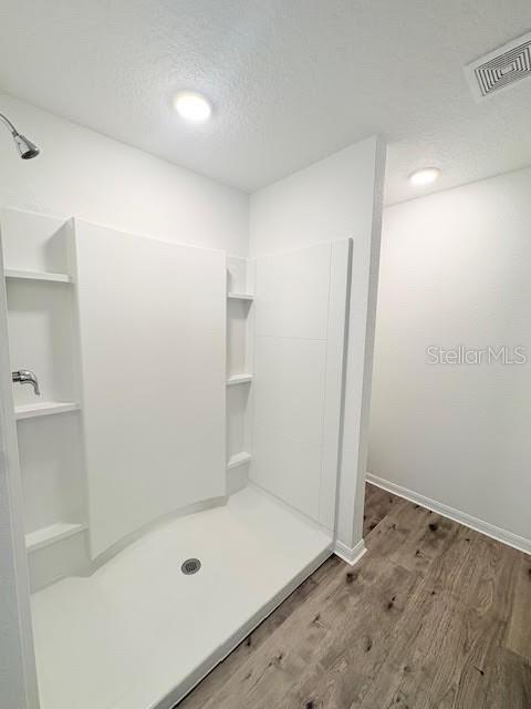 BELLE TERRE - Residential Lease