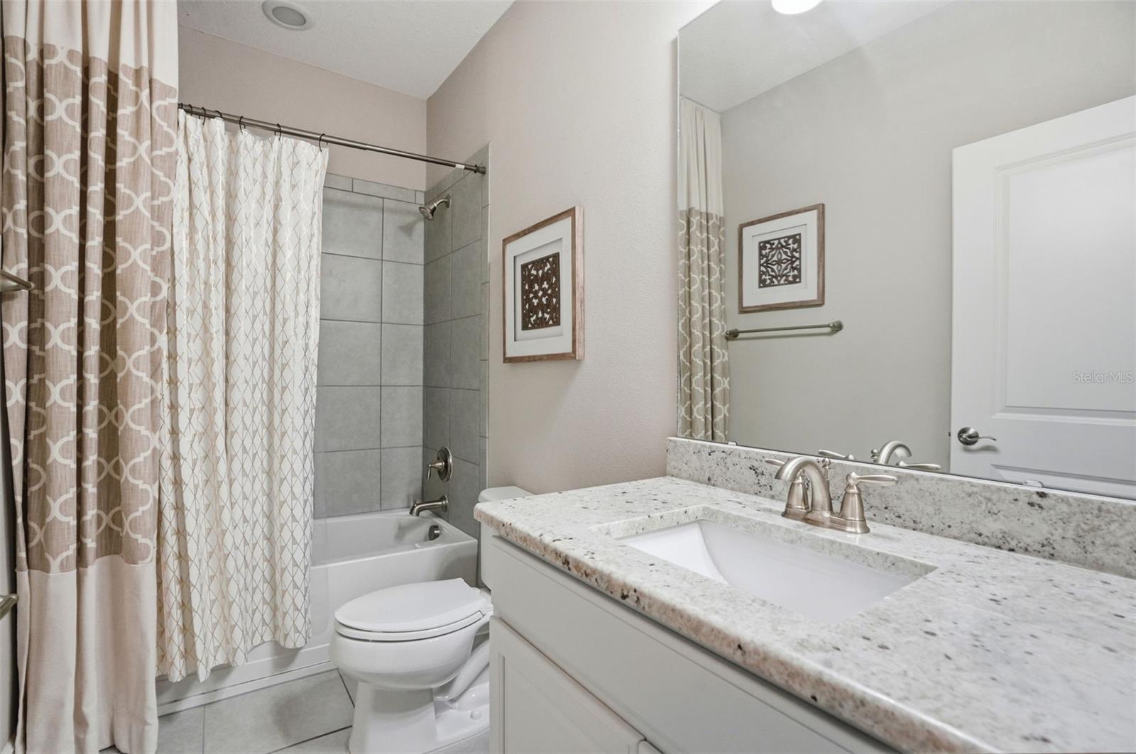 VILLAGES AT AVALON PH 1 - Residential