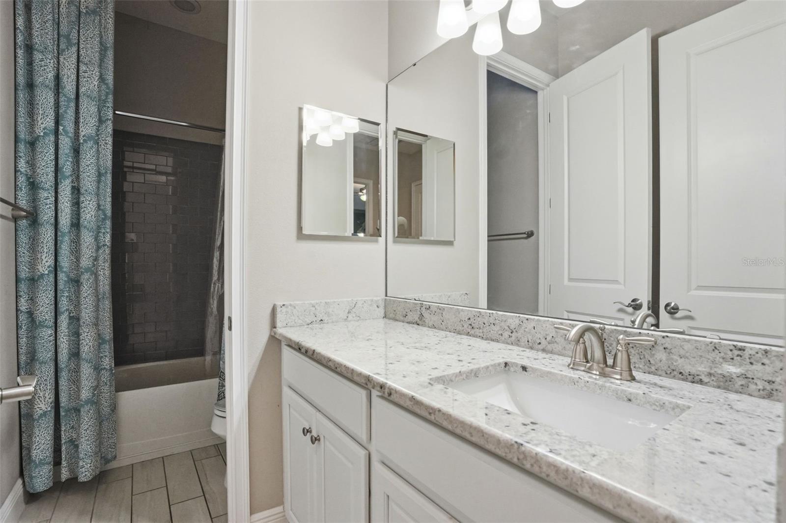 VILLAGES AT AVALON PH 1 - Residential