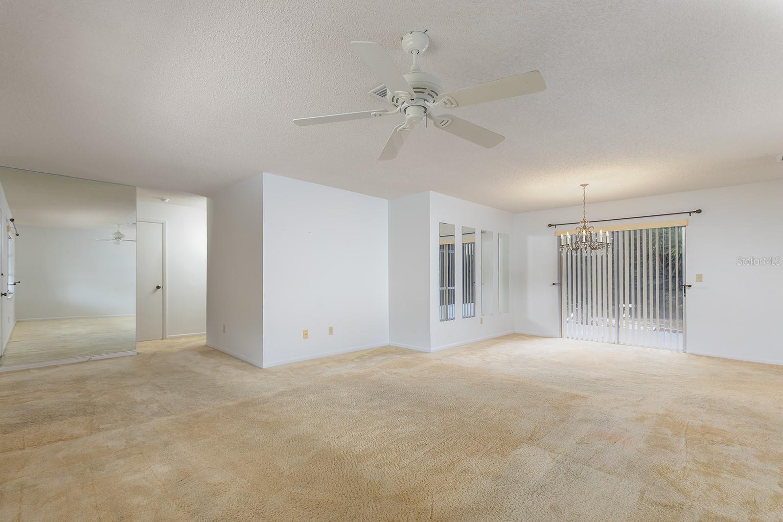 DELTONA LAKES UNIT 04 - Residential