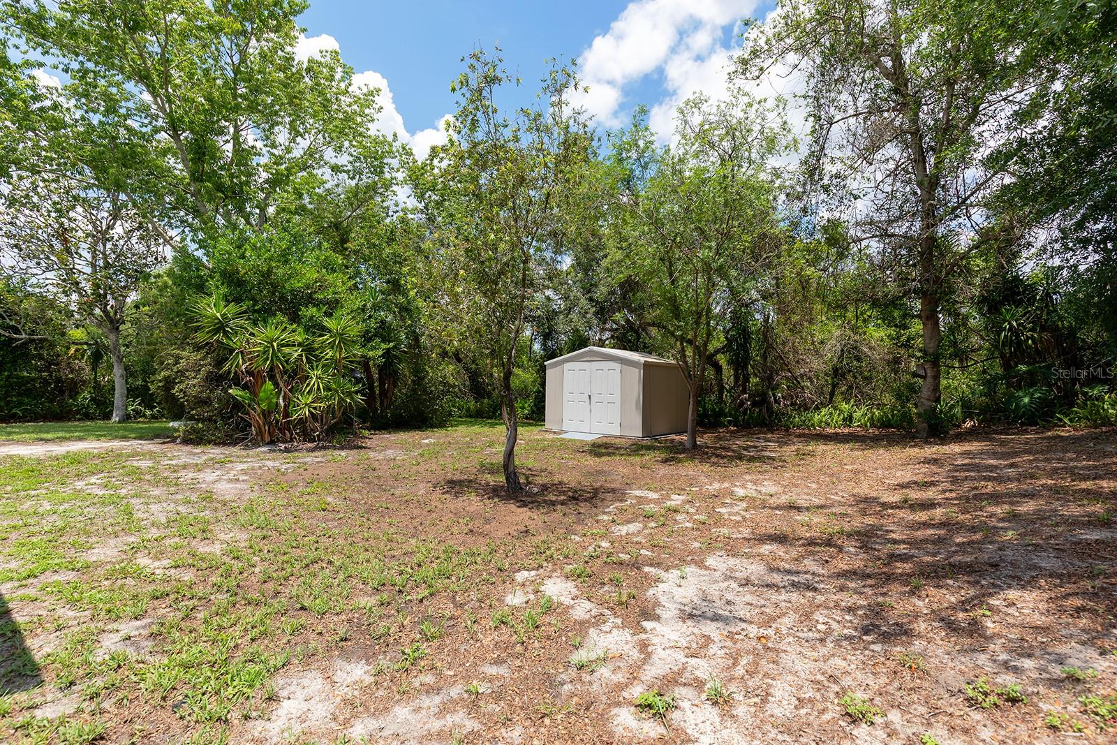 DELTONA LAKES UNIT 04 - Residential