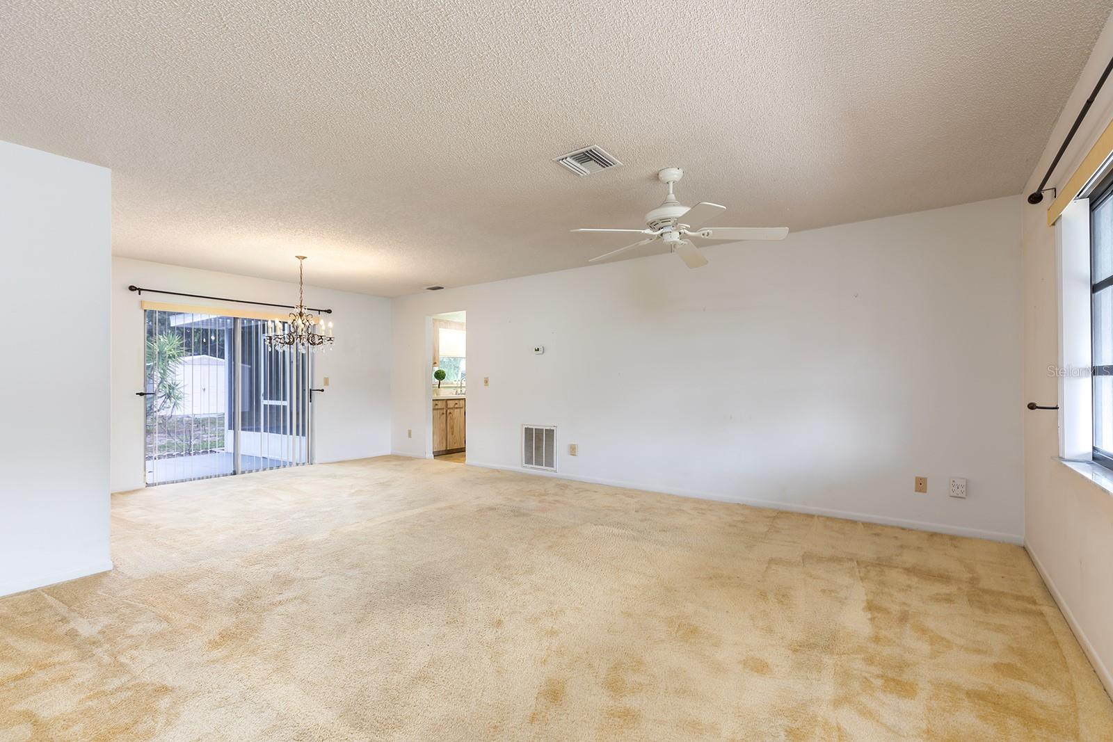 DELTONA LAKES UNIT 04 - Residential
