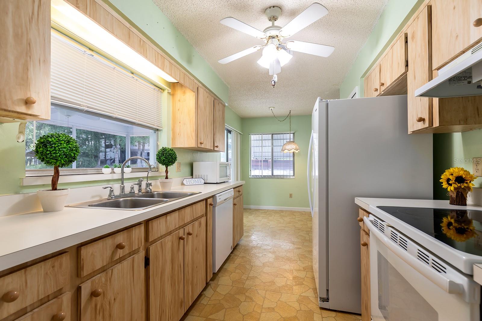 DELTONA LAKES UNIT 04 - Residential