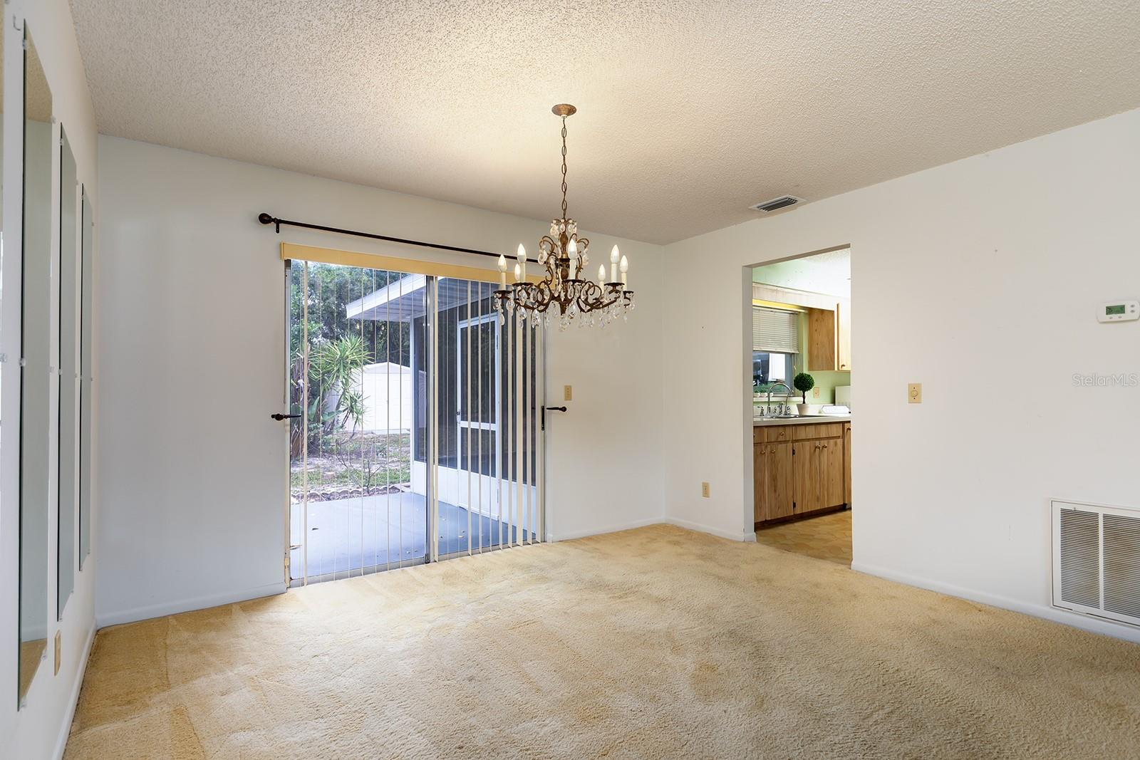 DELTONA LAKES UNIT 04 - Residential